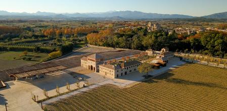 Perelada, la icónica bodega que también es un destino enoturístico que no te puedes perder