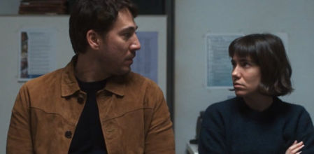 Alberto Ammann y Bruna Cusí en un fotograma de 'Upon Entry'