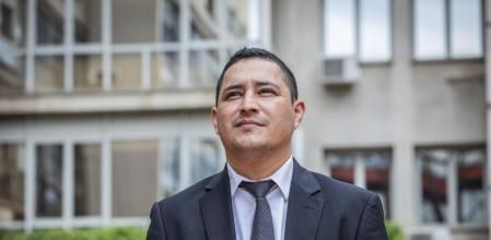 19 - 06 - 2023 / Barcelona /  Dades d'asil a Catalunya (CCAR) amb el cas d'un refugiat d'Honduras atrapat en el col.lapse de les cites per demanar asil.  / Foto: Llibert Teixidó - Gary abogado honduras