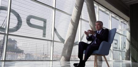 Adolfo Utor, durante la grabación del documental