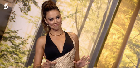 Lara Álvarez da la cara en el estreno de ‘Me resbala’ con un mensaje contundente a los ‘haters’ y guiño a ‘Supervivientes’