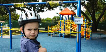 Los niños con rabiatas pueden pegar a otros niños.