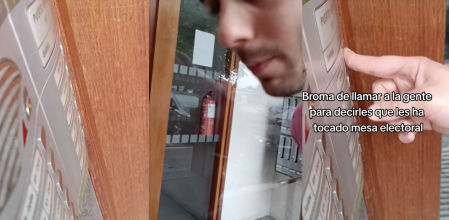 Trolea a una vecina diciéndole que tiene que estar en la mesa electoral y casi le causa un disgusto: "¡Que tengo 80 años!"