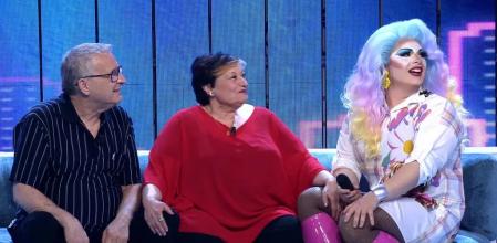 Cristina Tárrega se emociona al presenciar el agradecimiento de Kalexa Deluxe a sus abuelos en 'La vida sin filtros'