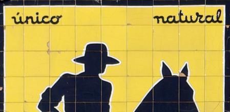 Anuncio de Nitrato de Chile, en una fachada de una vivienda de Burgos, en 2009.