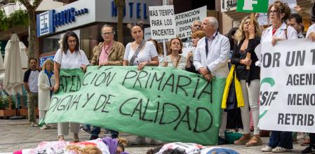 Una de las muchas protestas que han realizado los sanitarios por el deterioro de la atención primaria