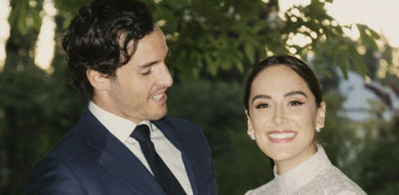 La marquesa ha llevado un traje de Pedro del Hierro, muy apropiado para la ocasión