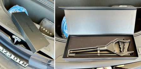 'The Reacher' es la herramienta que Tesla ofrece a los usuarios del Reino Unido que adquieran un Model S o un Model X con el volante a la izquierda&nbsp;