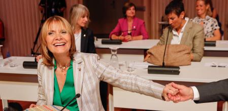 Lluïsa Moret, antes de que arranque el pleno de la Diputación de Barcelona en que ha sido elegida como presidenta del ente supramunicipal