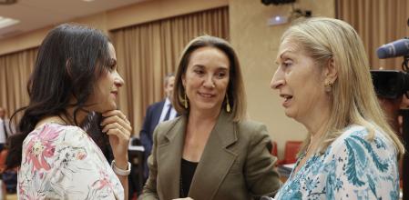 Ines Arrimadas, Cuca Gamarra y Ana Pastor en el Congreso
