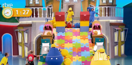 Los equipos del ‘Grand Prix’ desatan una tormenta dulce durante la carrera de bebés en el verano 2023