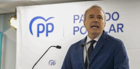 Jorge Azcón el pasado día 25 cuando anunció que retomaba las conversaciones para formar gobierno