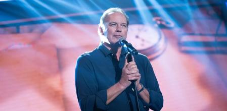 Bertín Osborne despierta controversia en Alfaro por su participación en las fiestas patronales