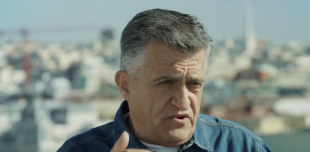 Wyoming revela que compuso un himno “pornográfico” en la mili sobre “las partes de la vagina”