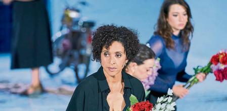 'La plaça del Diamant', en la versió teatral de Carlota Subirós / Grec i TNC