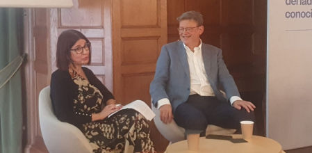 Ximo Puig ayer durante su intervención en San Sebastián