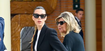 Alejandra Rubio y Terelu Campos en el tanatorio