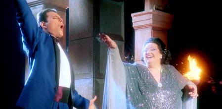 Freddie Mercury y Montserrat Caballé entonando Barcelona