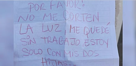 El emotivo cartel de un padre desempleado pidiendo que no le corten la luz: “Estoy solo con mis dos hijas”
