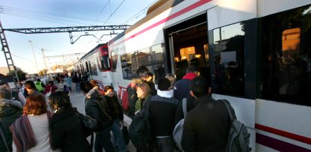 Imagen de archivo de la línea R2 Sud de Rodalíes en Vilanova i la Geltrú
