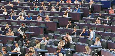 Strasbourg (France), 11/09/2023.- Member of the European Parliament (MEP'Äôs) during the opening plenary session of the European Parliament in Strasbourg, France, 11 September 2023. The session runs from 11 till 14 September. (Francia, Estrasburgo) EFE/EPA/JULIEN WARNAND