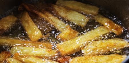 El aceite de girasol alto oleico es una buena opción para freír