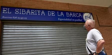 Una mujer le corta el pene a su jefe dueño del bar donde trabajaba y lo acusa de acoso sexual.