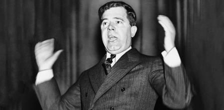 Huey Long como senador de Luisiana a principios de los años treinta.
