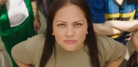 Lili Melgar en el videoclip de Shakira