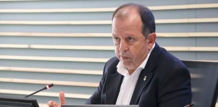 El tinent d'alcalde d'Economia de Sant Cugat del Vallès, Carles Brugarolas, en roda de premsa.