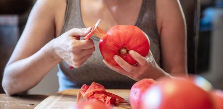 La piel del tomate puede tener muchos beneficios