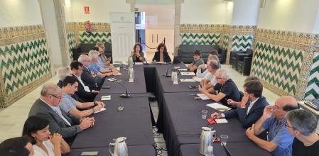 Primera reunión de la Taula territorial de l'Aigua de la demarcación de Girona, celebrada hoy.