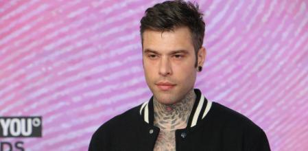 Fedez, el marido de Chiara Ferragni, ingresado en el hospital por una hemorragia interna