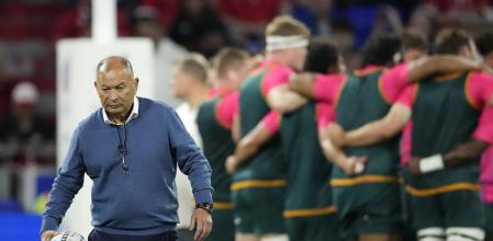 Eddie Jones, durante el calentamiento del Gales-Australia del Mundial de Francia