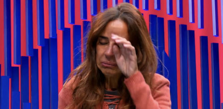 Carmen Alcayde llora desconsolada en el confesionario de 'GH VIP'