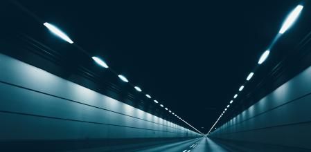 Al salir de un túnel ten cuidado con el efecto pantalla.