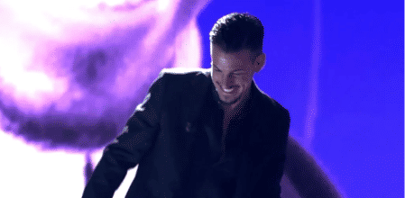 Espectacular caída de Luitingo en el plató de ‘GH VIP’ tras ser expulsado: “Casi se deja los dientes”