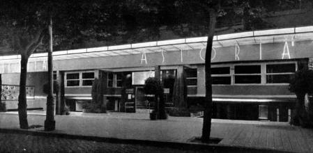 Fachada del cine Astoria.