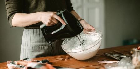 Las 5 batidoras amasadoras de mano más valoradas en Amazon: ¿Cuál me compro?