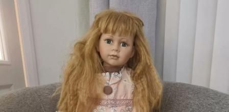 Una caza fantasmas se lleva una “muñeca embrujada” a casa y esto es lo que sucede