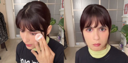 La docente comparte esta divertida anécdota con sus alumnos.