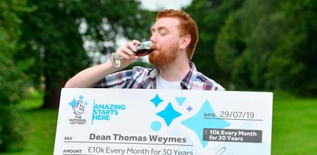 El joven ha decidido destinar su premio a una causa solidaria.