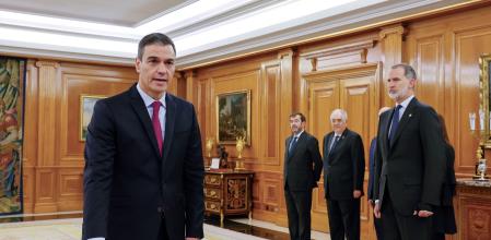 Spain's Prime Minister Pedro Sanchez takes the oath of office during a ceremony at Zarzuela Palace in Madrid, Spain November 17, 2023. Andres Ballesteros/Pool via REUTERS