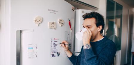 ¿Por qué olvidamos lo que íbamos a hacer?