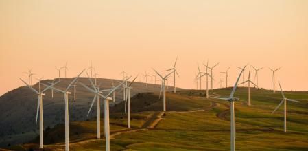 Barcelona Energia apel.la a l'ús d'energia renovable per lluitar contra el canvi climàtic. // Barcelona Energia