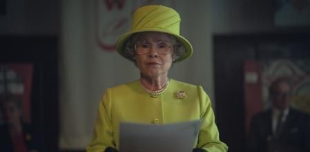 Imelda Staunton no consiguió ser nominada al Emmy por la primera mitad.