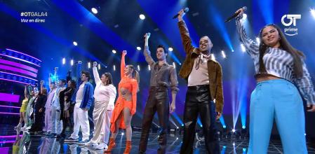 Los usuarios no perdonan el polémico vestuario de los concursantes de 'Operación Triunfo' en la última gala