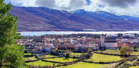 El acoso se ha producido en el colegio público rural de Lozoya