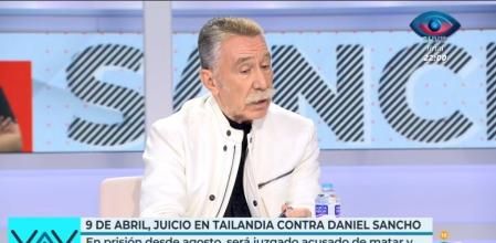 Marcos García Montes, abogado de Daniel Sancho, se muestra tenso con la policía tailandesa