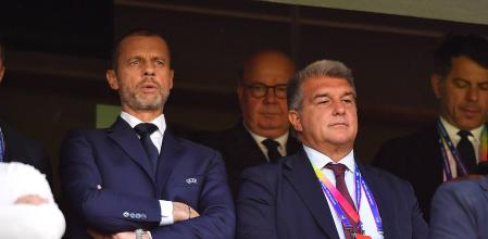 Fußball Womens Champions League Finale FC Barcelona, Barca - VfL Wolfsburg am 03.06.2023 im PSV Stadium in Eindhoven Aleksander Ceferin UEFA Präsident , links - Joan Laporta Präsident Barcelona , rechts *** Soccer Womens Champions League Final FC Barcelona VfL Wolfsburg on 03 06 2023 at PSV Stadium in Eindhoven Aleksander Ceferin UEFA President , left Joan Laporta President Barcelona , right xHDx